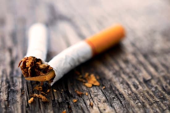 Arrêt du tabac effets sur le mal de gorge et conseils pour diminuer les symptômes