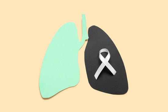 Tout savoir sur le cancer des poumons symptômes, traitement et prévention